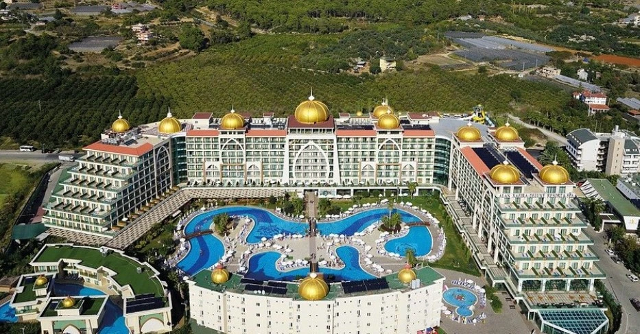ANTALYA XAFİRA DELUXE RESORT & SPA